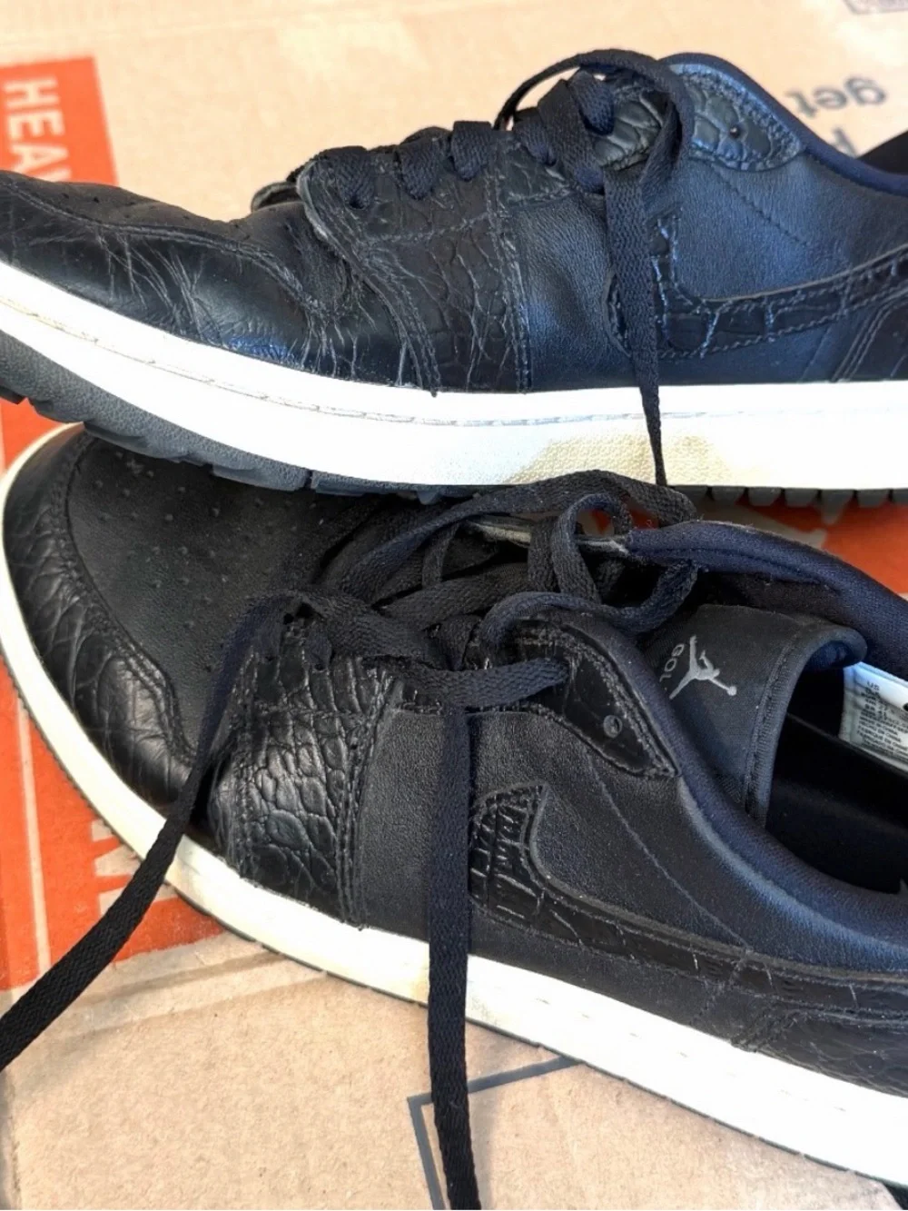 Jordan Men’s Black and White Low-Top Sneakers Golf Shoes